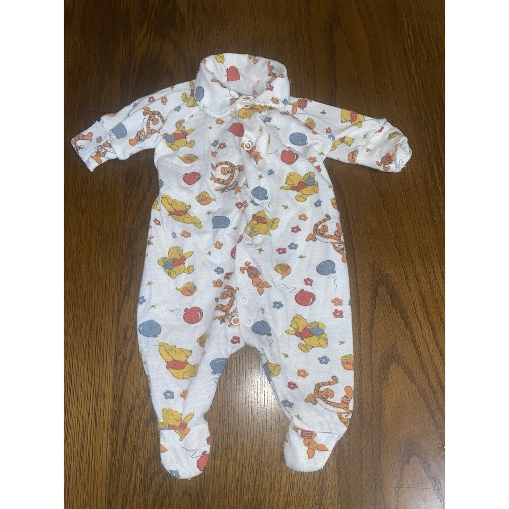 VTG Winnie The Pooh Baby One Piece Snap Sleeper Footed Allover Print 80s Size Nb
